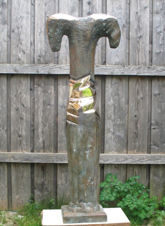kurz-Grosser Wae!chter'Rue!ckansicht, 2011, Bronze, Hoe!he 132 cm.JPG